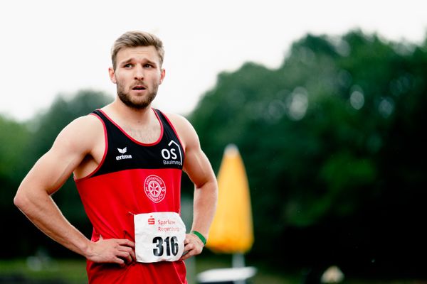 Fabian Dammermann (LG Osnabrueck) ueber 400m am 04.06.2022 waehrend der Sparkassen Gala in Regensburg